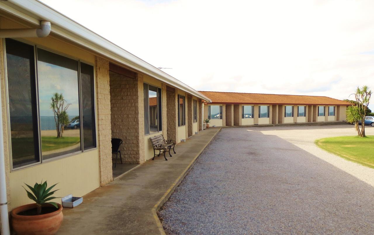 Stansbury Holiday Motel Экстерьер фото