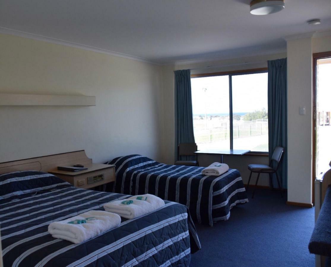Stansbury Holiday Motel Экстерьер фото