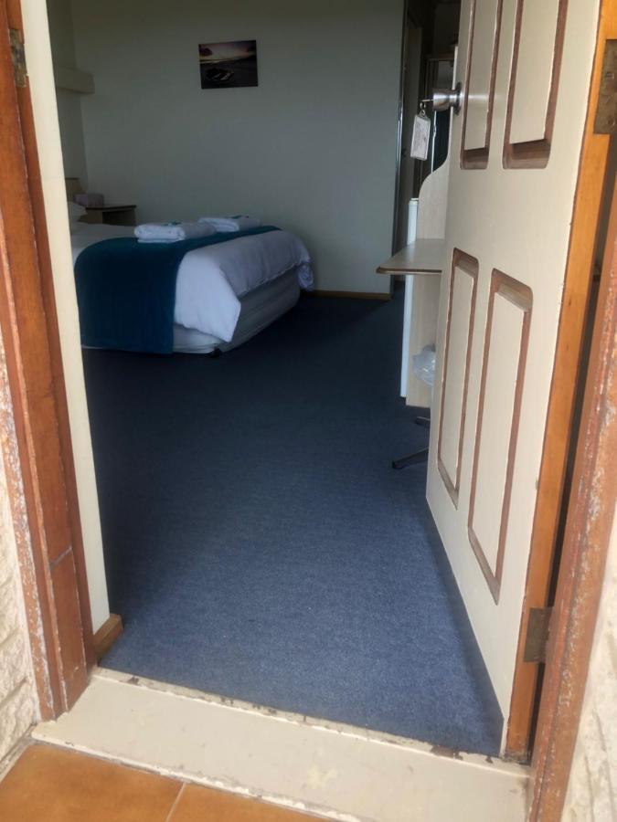 Stansbury Holiday Motel Экстерьер фото